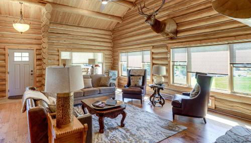 Remote Idaho Mountain Lodge with River Access! - Foto 4