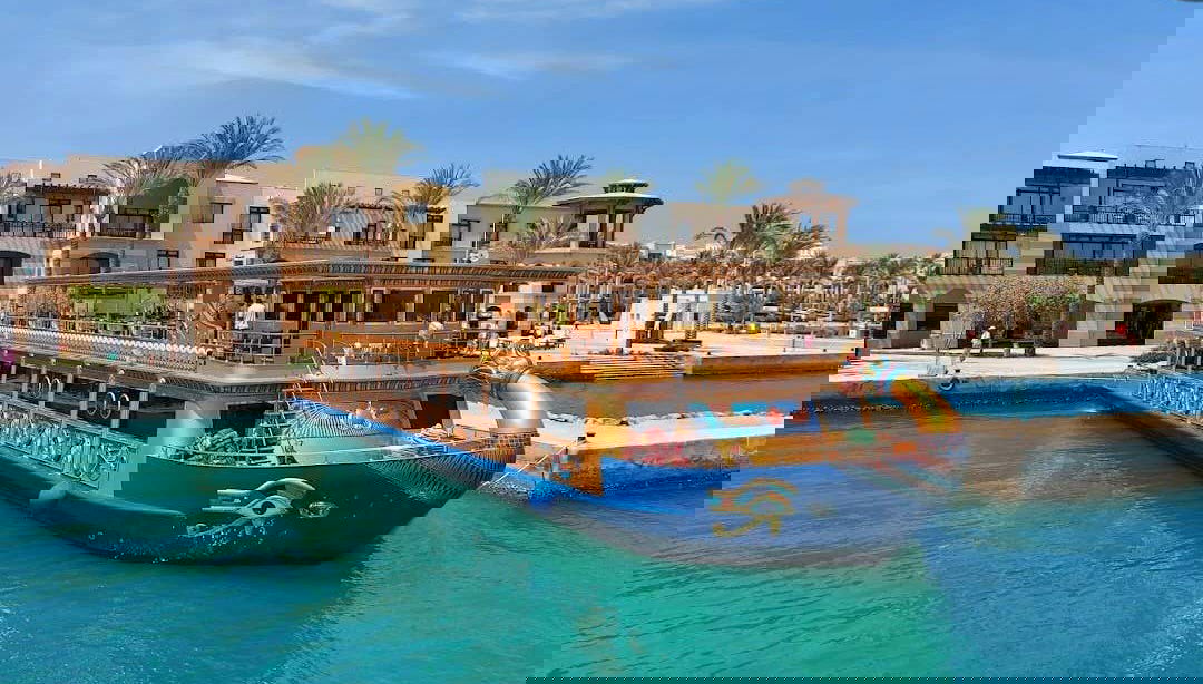 Set sail on the Nefertari!