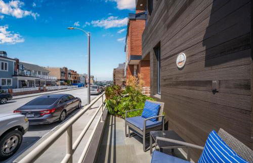 4 bedroom Home in Quiet Neighborhood near Beach - Photo 52