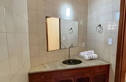 Casa com piscina, área gourmet e espaço p/ festas - Foto 15