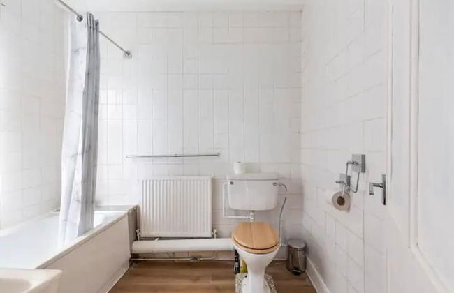 Cheerful Maisonette in the Heart of Orrell Park - Foto 12