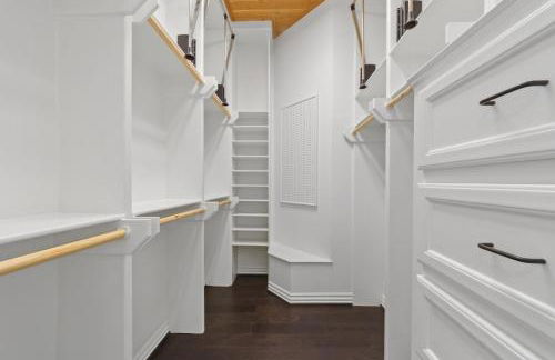 Luxury Mansion in The Woodlands TX with Heated Pool, Spa, BBQ & Basketball Court - Foto 11