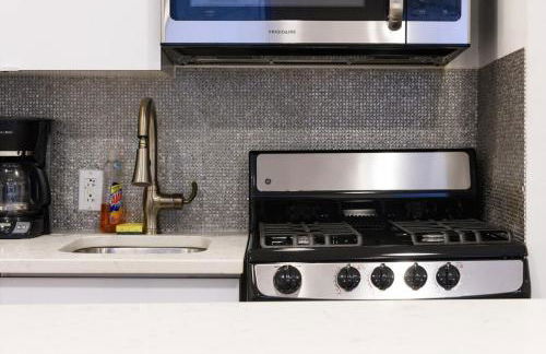 26-4B Newly Furnished 1BR W D Courtyard - Foto 9