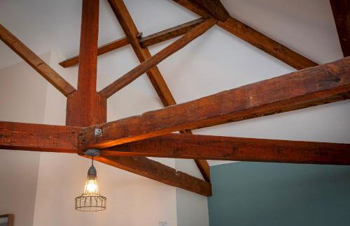 Luxury Barn - Hot Tub, Views, Stunning Location! - Pass the Keys - Photo 39