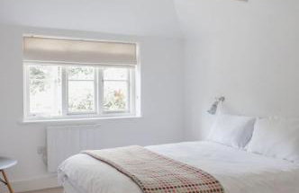 Sunny, Single-level Cottage with Garden & Parking, Dog friendly, Near Rye - Photo 5