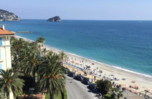 Appartamento in centro a 30m dal mare - Foto 2