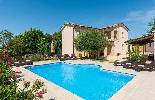 Beautiful villa Natura with pool in Labin - Foto 1