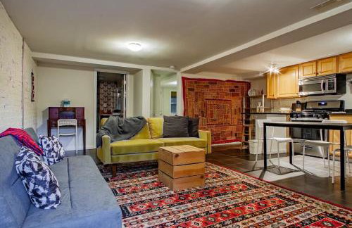 Rest Easy in this Bloomingdale English Basement - Foto 1