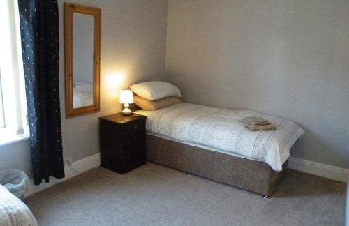 Family Home Near City Centre - Foto 40