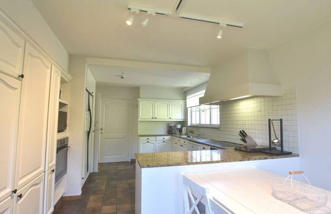 Luxury Villa in Sint-Idesbald with Hot Tub - Photo 26