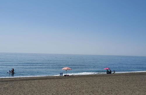 Boutique apartment near the beach, 1 Gbps Wi-Fi - Photo 51