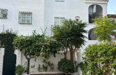 The Lemon House - Photo 20