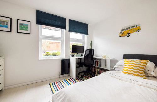 Stylish 2-Bed Loft Apartment with Terrace 2 min walk to Fulham Tube Station - Foto 14