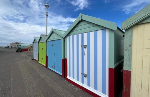 CENTRAL HOVE Large 2 bedroom Private residence with PARKING & BEACH HUT - Foto 24
