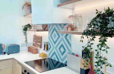 The View, Kingsand, luxurious seafront penthouse apartment with sun trap balcony and incredible sea views - Photo 16