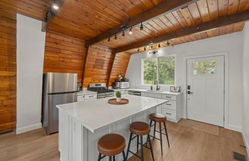 Cozy Mtn Cabin - Epic Views - Hot Tub - Fire Pit - Foto 32