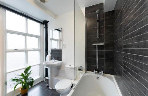 High Street Town House - Foto 32