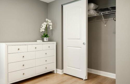 Amazing Pool & Walk to the Park - Foto 21