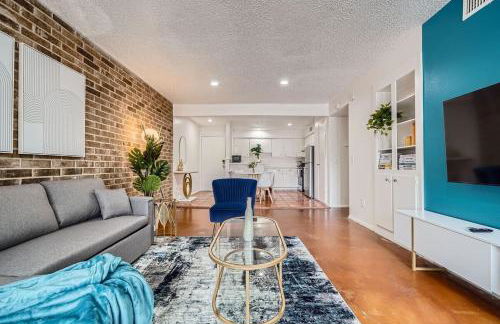 Your 2B Getaway - Steps 2 Dtwn - Sleeps 6 - Pool and Prkg - Foto 24