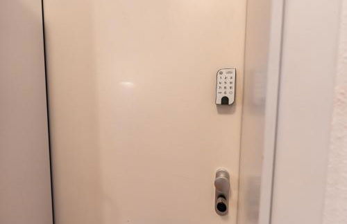 AAB Apartment 80qm mit 2 Schlafzimmern, Self-Check-in mit Wlan und gratis Parkplatz am Haus - Foto 17