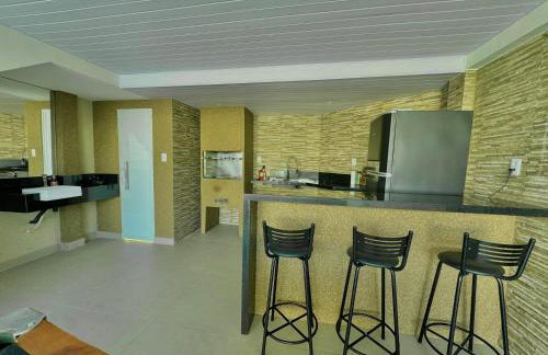 Bela acomodação em jacuipe com churrasqueira, piscina, mesa de sinuca e três quartos, dois sendo suítes! Além de muito espaço por toda a área! - Foto 26