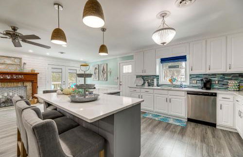 Emerald Isle Beach House Walk to the Sand! - Foto 7