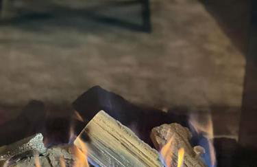 Manchester Luxury Country House Close To The City With Hot Tub & BBQ Fire Pit. - Foto 32