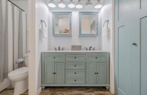 The Turtle House- Quiet complex, 2 BR/ 2 BA - Photo 30