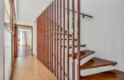 Villa Serena Marbella - Luxury villa with pool & sea views - Photo 38