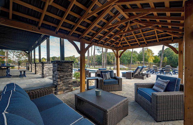 Blue Heron by Avantstay Lakefront, Dock, Pool, Theater Sleeps 22 - Foto 9