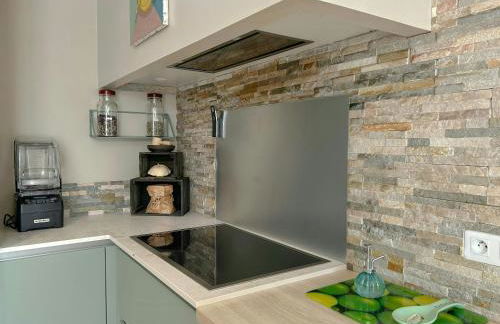 Modern Provençal Villa At The Forest's Edge - Foto 8