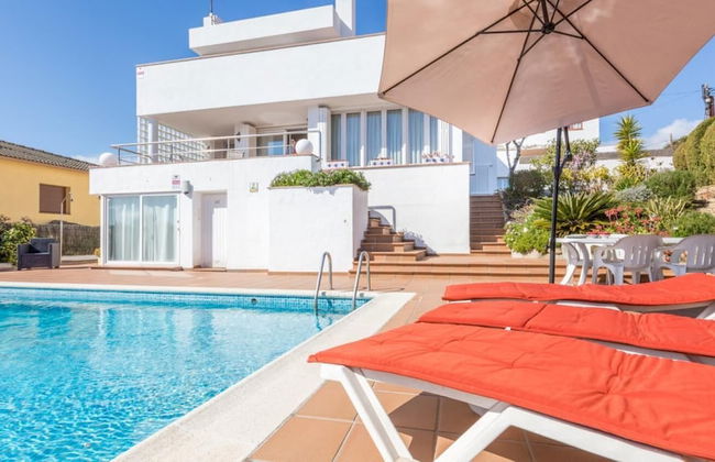 Villa Nuri in Blanes - Photo 20