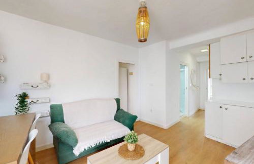 Piso Agradable a Metros de La Plaza de las Flores - Foto 2