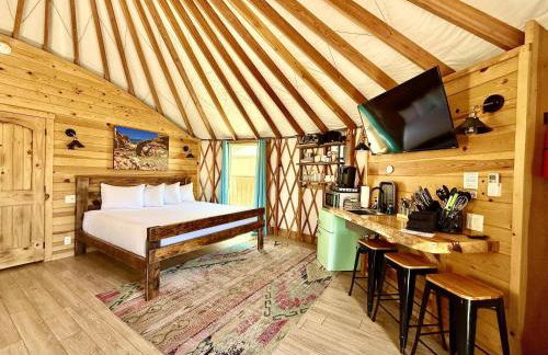 Yurt Overlook #09 with AC and Private Bath 2 Kings - Foto 5