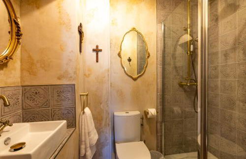 CHAMPAGNE HOUSE- Oasis de luxe & de charme - coeur de ville - 10-12 pers - piscine, cuisine d'été, patio, bar & piano - Photo 38