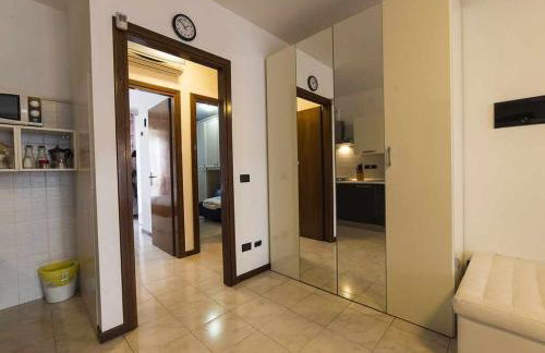 Residence MokyD13-piscina, WiFi, giardino,garage - Foto 2