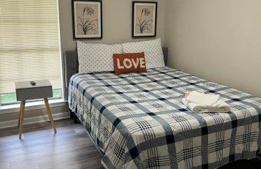 Sweet Home Alabama 4BR 2BA oasis with pool WI-FI - Foto 21