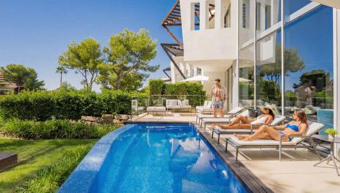 VACATION MARBELLA I Villa Finesse, Luxury Villa, Golden Mile, Swimming-pools, Sauna, Spa, Gym, Minutes from Golfs and Beaches - Foto 5, Garden view