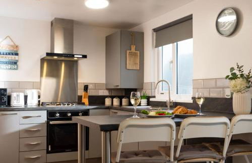 Chalet Hot Tub Lodge 2 by Interhome - Foto 3