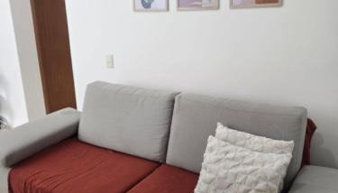 Apto completo próximo a Floripa Wi-Fi e estacionamento - Foto 4