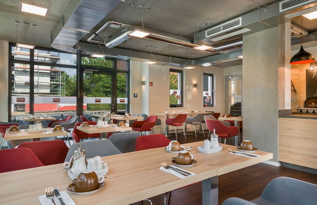 Signature East Hotel Apartment - Photo 44