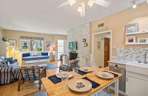 Updated Beach House Deck Outdoor Shower! - Foto 12