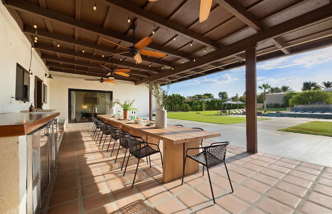 Starlight Estate by Avantstay 26 People! Architectual Mansion w/ Pool, Tennis Court, Game Room - Photo 54