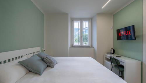 Front Lake Como - 3 Bedrms with AC, Free Parking and Wifi - Foto 3