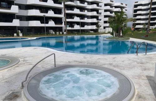 Moderno apartamento a 500 m de la playa - Foto 1