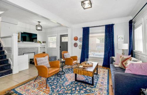 Modern Comfort in Historic Charm: 4BR KC Retreat - Foto 7