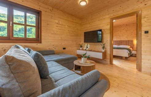 Stunning Home In Licko Petrovo Selo With Wifi - Foto 19