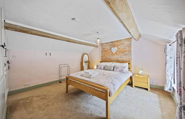 Host Stay Elsie s Escape - Photo 9