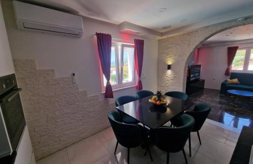 Apartment Casa Lumina - 5 minutes to the airport - Foto 47