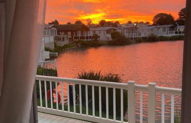 Lakeside mini lodge - Foto 15